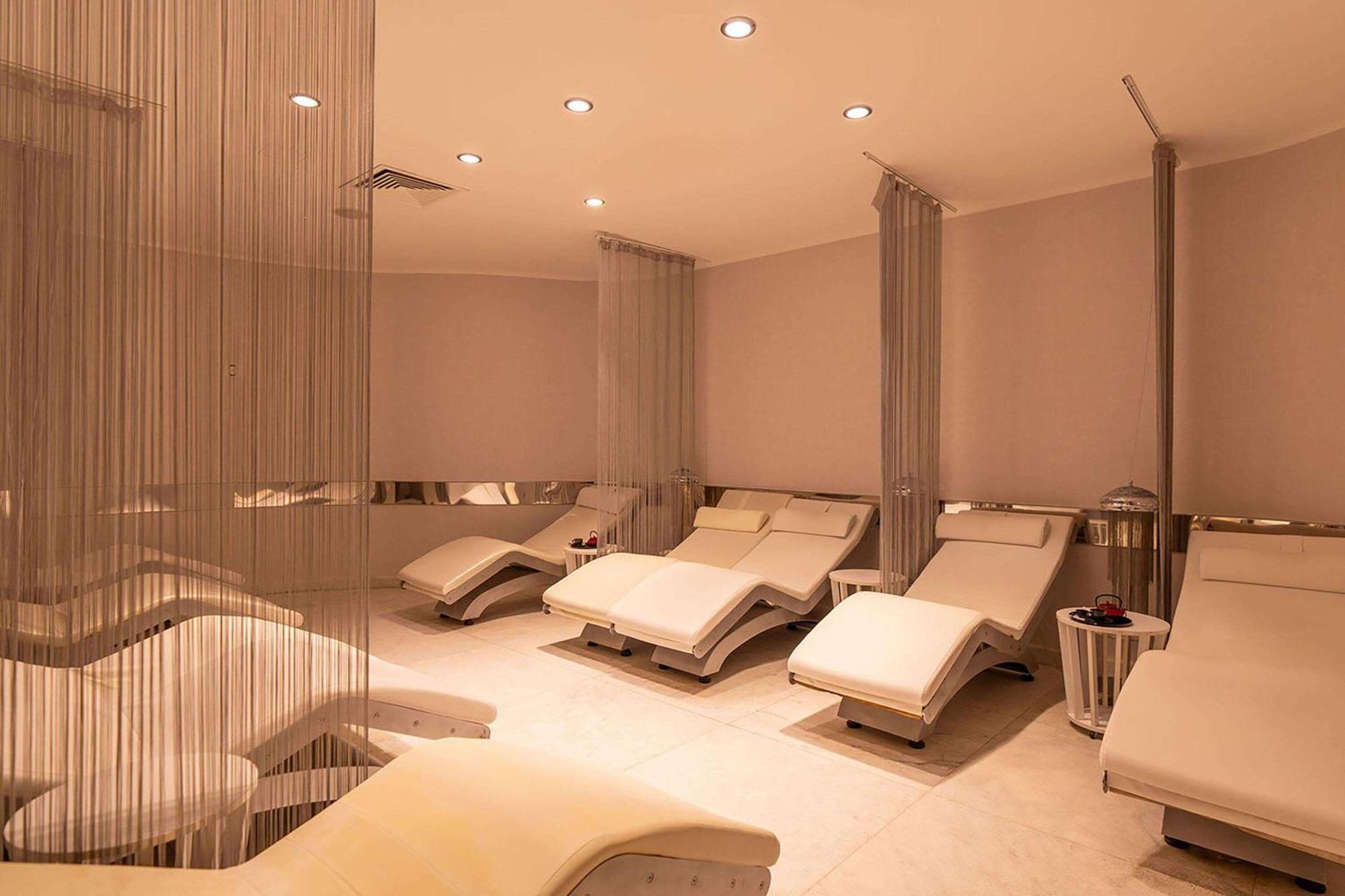 Wyndham Grand Kalamis Marina 5* איסטמבול