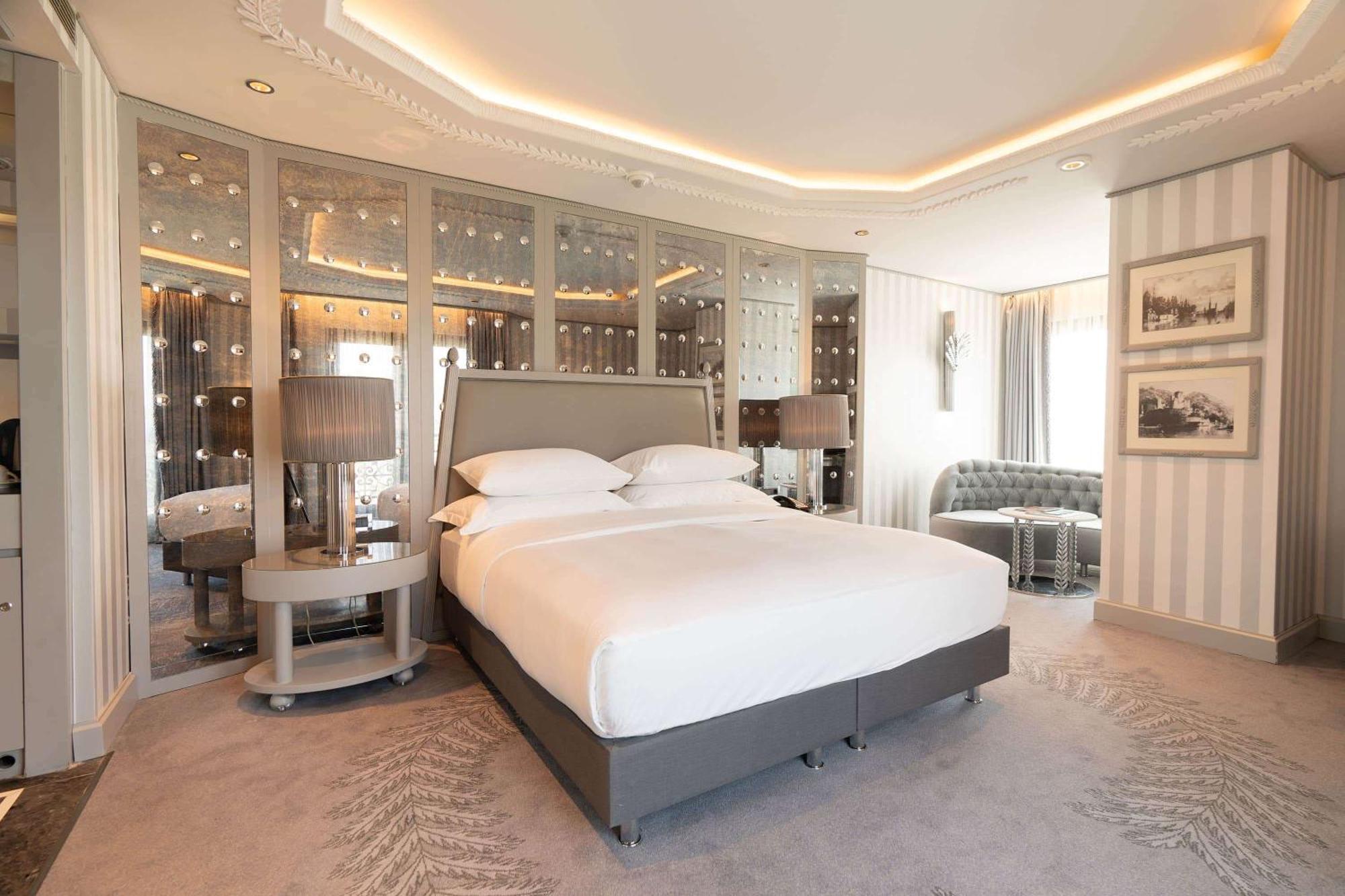 Wyndham Grand Kalamis Marina 5* איסטמבול
