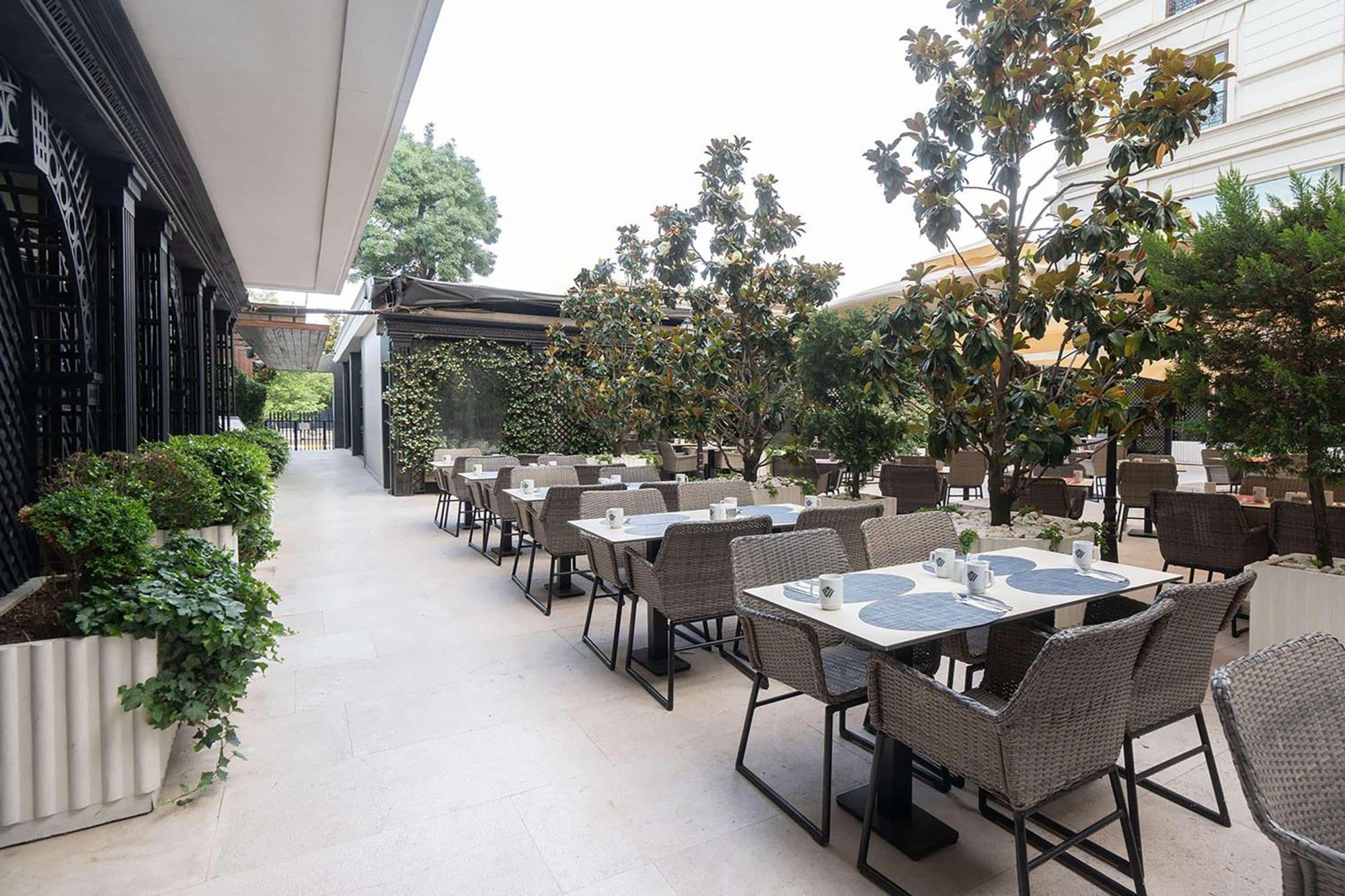 מלון Wyndham Grand Kalamis Marina 5*